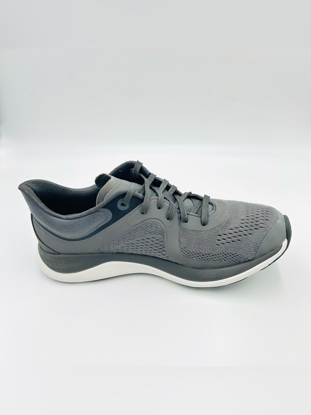 Lululemon Blissfeel Running Shoes Gray Athletic Sneakers Women’s Size 10 - Picture 5 of 10